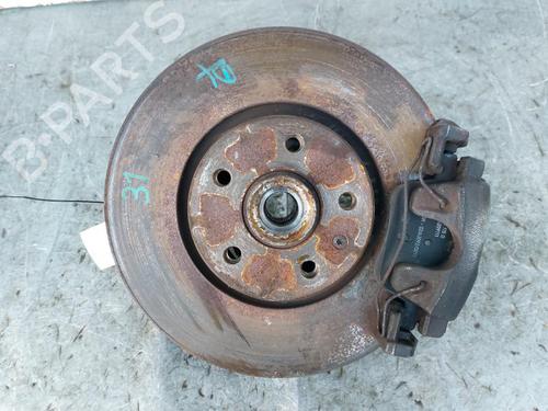 Used Right front steering knuckle VW TIGUAN (5N_) 2.0 TDI (140 hp) 15166045
