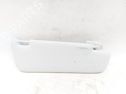 left-sun-visor-fiat-500e-332_-2020-25835135 main image