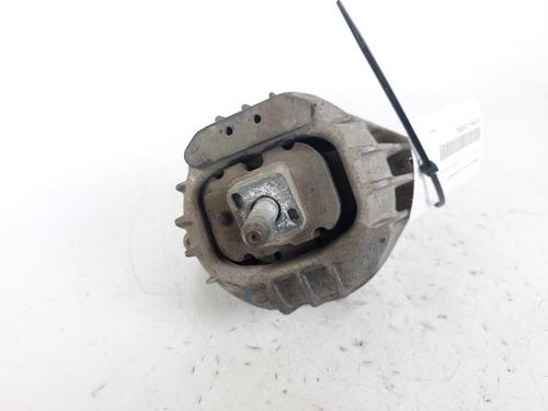 Used Engine mount BMW 3 Touring (E91) 320 d (163 hp) 22898766