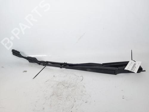 Used Front windshield wiper arm PEUGEOT 308 SW III (FC_, FJ_, FR_, F4_, FN_) BlueHDi 130 (FCYHZL, FCYHZT) (131 hp) 20502055