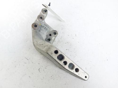 Used Engine mount Engine mount 22755536 22755536