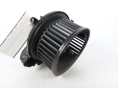 Used Heater blower motor BMW 3 Touring (F31) 320 d (184 hp) 15170983