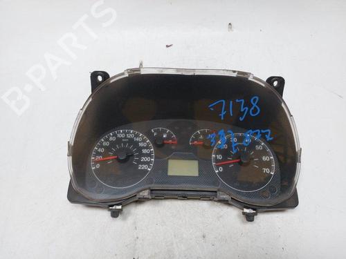 Used Instrument cluster Instrument cluster FIAT GRANDE PUNTO (199_) 1.3 D Multijet (75 hp) 33840359 33840359