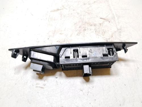 Left front window switch SKODA KAROQ (NU7, ND7) 2.0 TDI | BP31062842I27 - Image 2