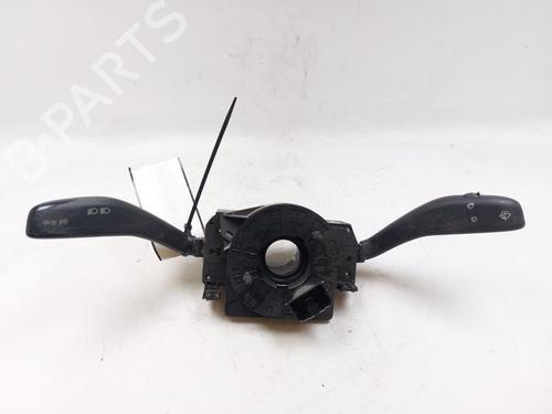 Used Steering column stalk VW POLO IV (9N_, 9A_) 1.2 12V (64 hp) 29584160
