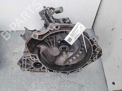Used Gearbox Gearbox OPEL MERIVA B MPV (S10) 1.4 LPG (75) (120 hp) 39738821 39738821