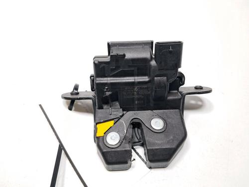 tailgate-lock-fiat-500x-334_-2014-33196352 main image