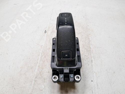 Gearknop Gearknop PEUGEOT 3008 II SUV (MC_, MR_, MJ_, M4_) 1.5 BlueHDi 130 (131 hp) 33752260 33752260