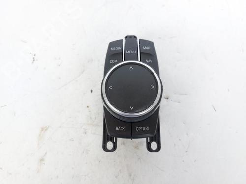 Used Radio BMW 5 Touring (G31) 520 d (190 hp) 19142923
