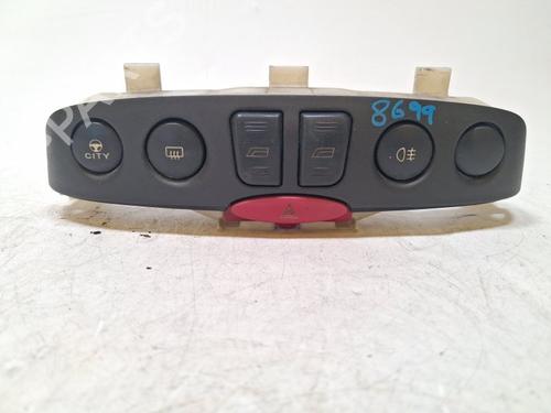 Used Left front window switch Left front window switch 39552913 39552913