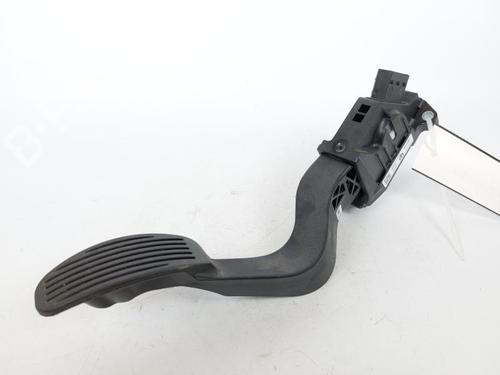 Used Pedal Pedal 16017438 16017438