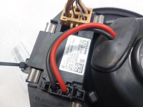 Heater blower motor VW TOURAN (1T3) 1.6 TDI | BP29383573M62 