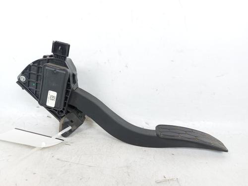 Used Pedal Pedal 18128940 18128940
