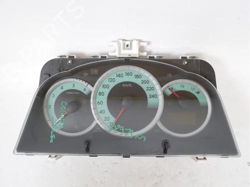 Quadro strumenti TOYOTA COROLLA Verso (ZER_, ZZE12_, R1_) 2.2 D-4D (AUR10_, AUR10R) (177 hp) 15149551