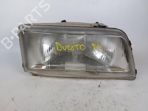 Used Right headlight CITROËN JUMPER I Bus (230P) 2.5 TDi (107 hp) 23880195