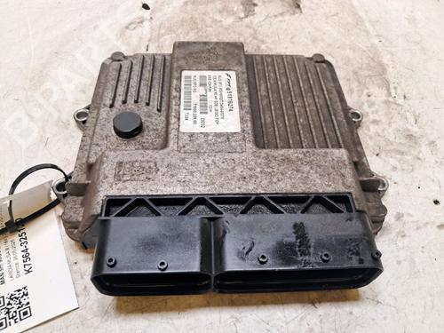 Used Engine control unit (ECU) Engine control unit (ECU) LANCIA MUSA (350_) 1.3 D Multijet (350.AXG11, 350.AXG1A) (90 hp) 36107767 36107767