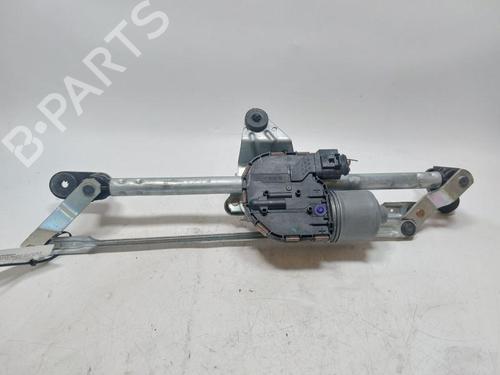 Used Front wiper motor SKODA OCTAVIA III Combi (5E5, 5E6) 1.6 TDI (115 hp) 30898743