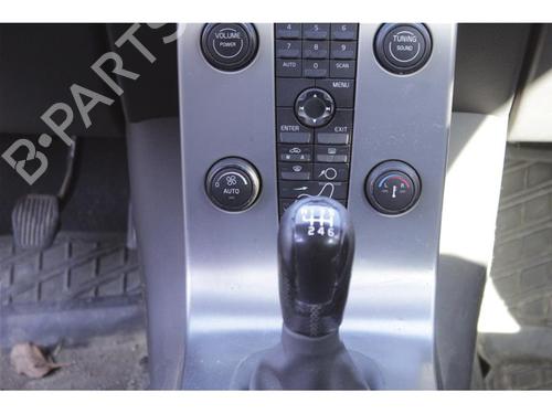Porta anteriore sinistra VOLVO V50 (545) 2.0 D | BP15142816C2