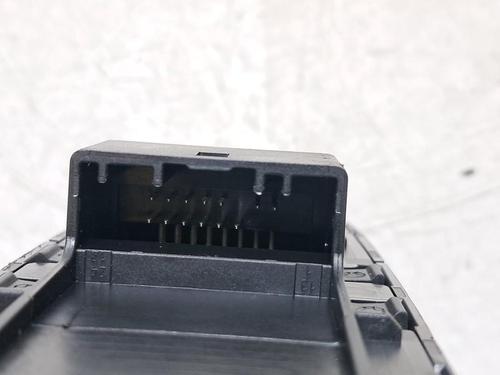 Left front window switch DACIA DUSTER (PYM_, PYN_) 1.0 ECO G-100 | BP33311984I27 - Image 4