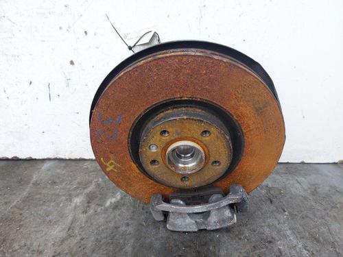 Używane Zwrotnica przednia lewa Zwrotnica przednia lewa VOLVO XC40 (536) B4 Mild-Hybrid (197 hp) 33752160 33752160