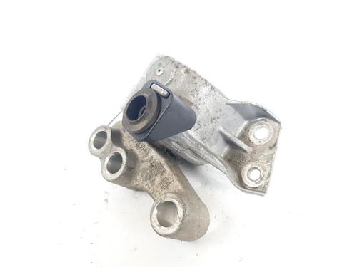 Used Engine mount FIAT DOBLO Cargo (263_) 1.6 D Multijet (263WXD1B, 263WXR1B, 263WXX1B, 263ZXD1B,... (105 hp) 15153691