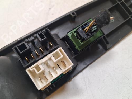 Left front window switch FIAT IDEA (350_) 1.3 D Multijet | BP39464961I27 - Image 4
