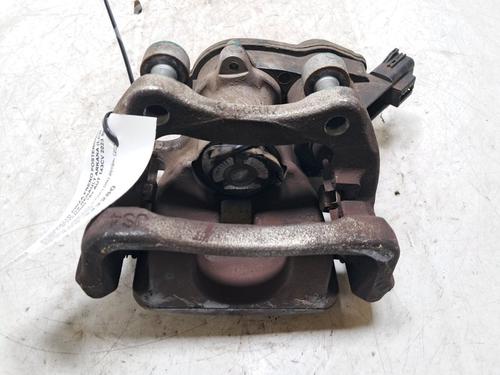 Used Right front brake caliper Right front brake caliper RENAULT ARKANA I (LCM_, LDN_) 1.6 E-TECH 145 (LDMU) (143 hp) 34617808 34617808
