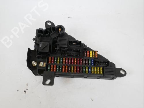 Used Fuse box Fuse box BMW 5 (E60) 530 xd (231 hp) 15148873 15148873