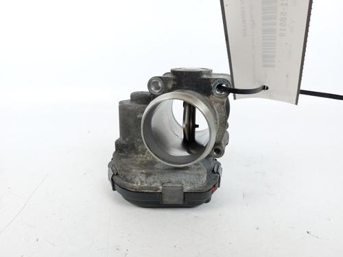 Used Throttle body Throttle body 15163618 15163618