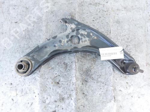 Used Right front suspension arm TOYOTA YARIS (_P13_) 1.5 Hybrid (NHP130_, NHP130) (101 hp) 33192346