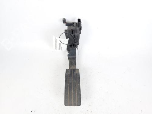 Used Pedal RENAULT CLIO IV Grandtour (KH_) 1.5 dCi 90 (KHN3, KHN4) (90 hp) 15157174