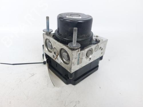 ABS pump TOYOTA YARIS (_P13_) 1.4 D (NLP130_, NLP130) | BP15162399M43 