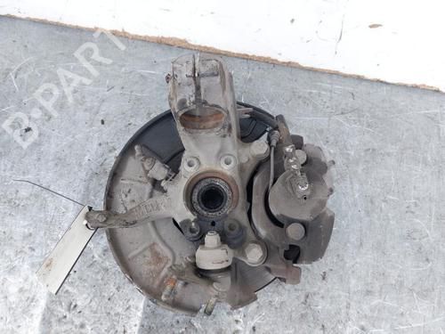 Left front steering knuckle VW GOLF PLUS V (5M1, 521) 1.9 TDI | BP15164951M25