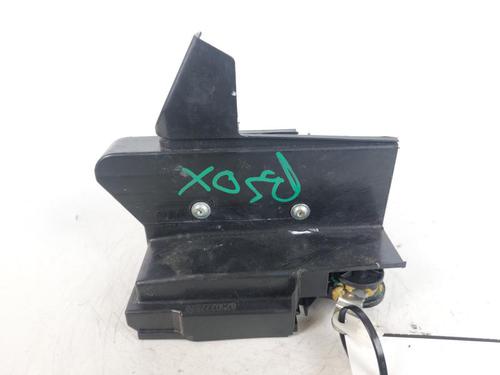 Used Rear right lock DACIA SANDERO II TCe 90 (B8M1, B8MA, B8AC) (90 hp) 23279351