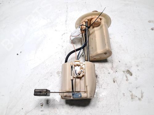 Used Fuel pump Fuel pump TOYOTA YARIS (_P9_) 1.0 VVT-i (KSP90_, KSP90R) (69 hp) 33193584 33193584
