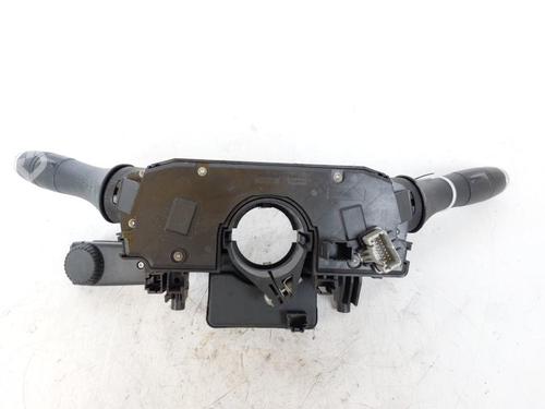 Steering column stalk RENAULT CLIO V (B7_) 1.0 TCe 100 (B7MT) | BP15174489I23