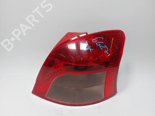 Used Right taillight Right taillight TOYOTA YARIS (_P9_) 1.3 VVT-i (SCP90_, SCP90R) (87 hp) 33196670 33196670