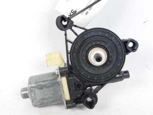 Used Left rear window motor Left rear window motor 15277553 15277553