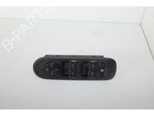 Used Left front window switch VAUXHALL AGILA Mk I (A) (H00) 1.2 16V Twinport (80 hp) 22753951