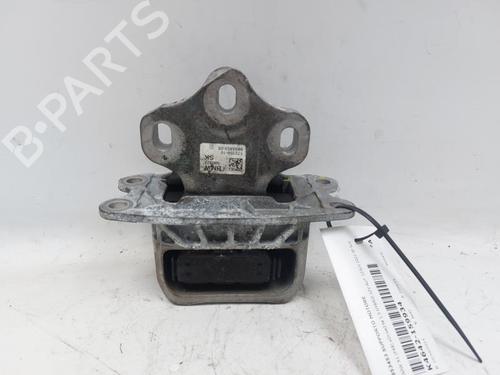 Used Engine mount BMW X1 (F48) xDrive 25 e Plug-in-Hybrid (220 hp) 29523012