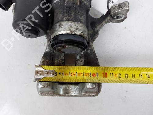 Right front brake caliper TOYOTA COROLLA Estate (_E21_) 2.0 Hybrid (MZEH12) | BP15357697M104