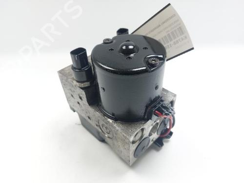 Used ABS pump MERCEDES-BENZ VANEO (414) 1.7 CDI (414.700) (91 hp) 29474660