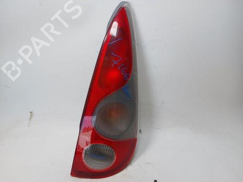 Farolim direito Farolim direito TOYOTA YARIS VERSO (_P2_) 1.3 (NCP20_, NCP22_, NCP20R, NCP22R) (86 hp) 33926592 33926592