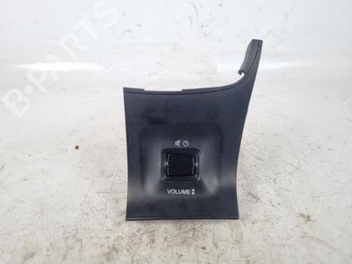 Used Radio FIAT TIPO Hatchback (356_, 357_) 1.3 D (356HXH1A) (95 hp) 23881502