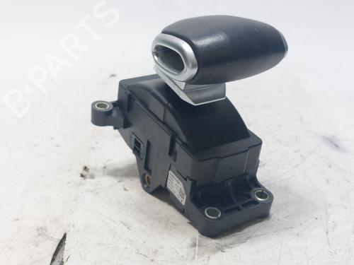 Used Shift knob Shift knob RENAULT ARKANA I (LCM_, LDN_) 1.6 E-TECH 145 (LDMU) (143 hp) 34617727 34617727
