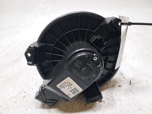 Heater blower motor FORD GALAXY III (CK) 2.0 TDCi 4x4 | BP33195093M62 - Image 3