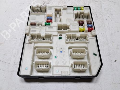 Fuse box RENAULT MEGANE III Hatchback (BZ0/1_, B3_) 1.2 TCe (BZ2B, BZ11) | BP33196328E1 - Image 2