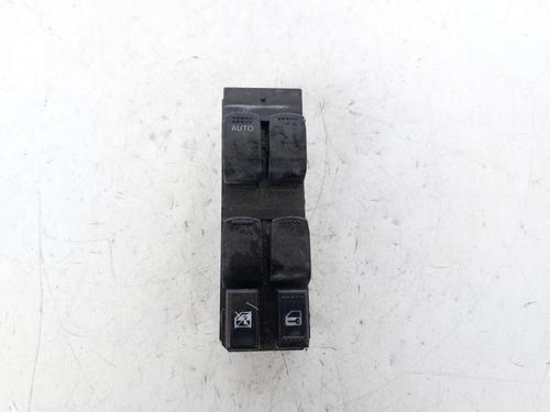 Used Left front window switch Left front window switch SUZUKI GRAND VITARA II (JT, TE, TD) 1.9 DDiS All-wheel Drive (JT419, TD44, JB419WD, JB419XD,... (129 hp) 22754227 22754227