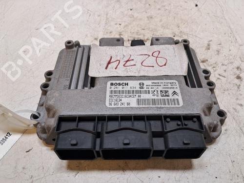 Calculateur moteur (ecu) Calculateur moteur (ecu) 38190358 38190358