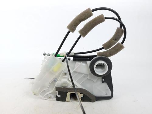 Used Front right lock TOYOTA YARIS (_P21_, _PA1_, _PH1_) 1.5 Hybrid (MXPH10, MXPH11) (116 hp) 15471828